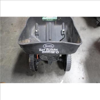 Scotts Turf Builder Edgeguard Broadcast Speeder Mini