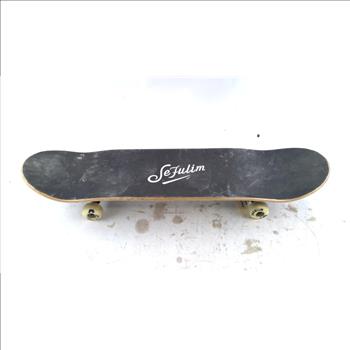 Sefulim Skateboard