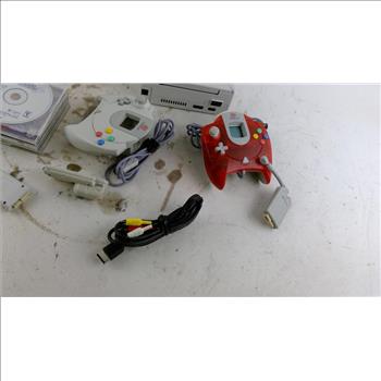 Sega Dreamcast Console  And More 10+ Pieces