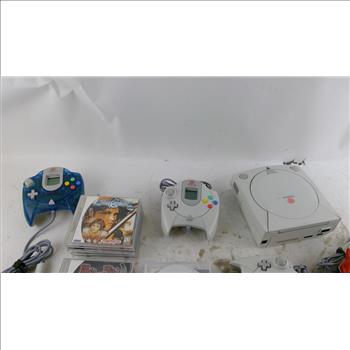 Sega Dreamcast Console  And More 10+ Pieces