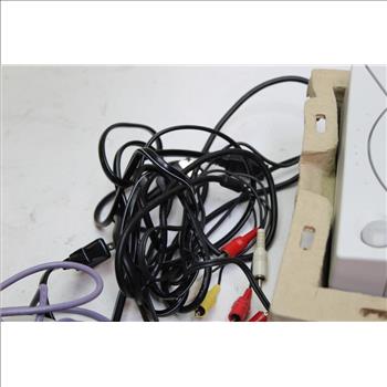 Sega Dreamcast Game Console With Games