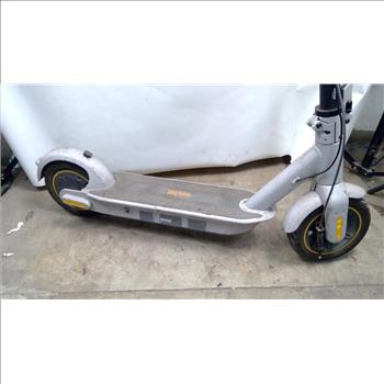 Segway Ninebot MAX G30LP Electric Scooter