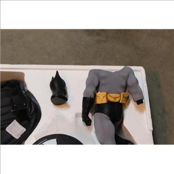 Sideshow Collectibles Batman Assemble Detachable Figurine / Statue
