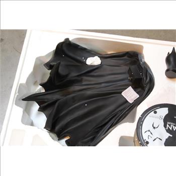 Sideshow Collectibles Batman Assemble Detachable Figurine / Statue