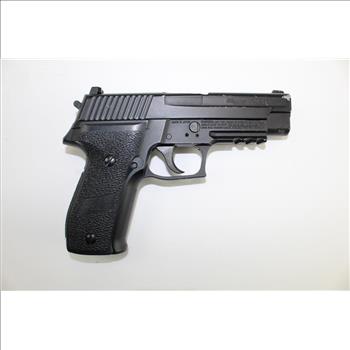 Sig Sauer P226 Airsoft Gun
