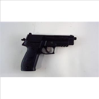 Sig Sauer P226 Airsoft Gun