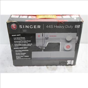 Singer 44S Heavy Duty Sewing Machine