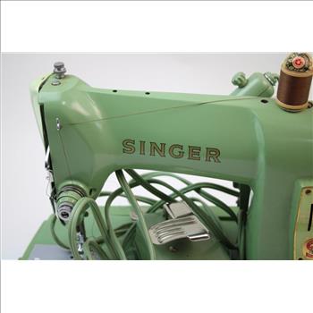 Singer Rfj8-8 Sewing Machine