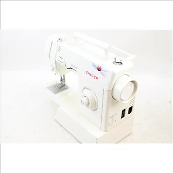 Singer Sewing Machine 2517C