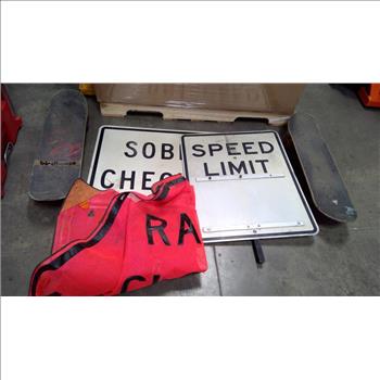 Skateboards Traffic Signs - 'Speed Limit' 'Sobriety Checkpoint' 'Ramp Closed' 5 Pieces