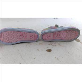 Skechers Kids Shoes Size 10 2 Pieces
