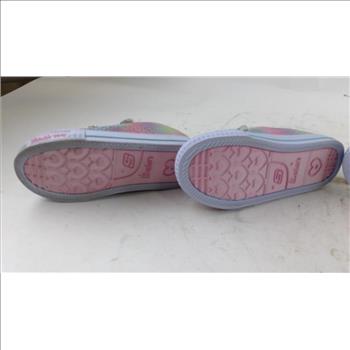 Skechers Kids Shoes Size 10 2 Pieces