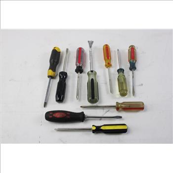 Skil Variable Speed Drill Driver, Swords, Stanley Screwdriver And More, 5+ Pieces