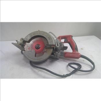 Skilsaw Worm Drive 15-Amp Corded 7-1/4" Lightweight Circular Saw