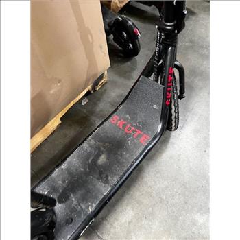 Skute Sit-Down Electric Scooter