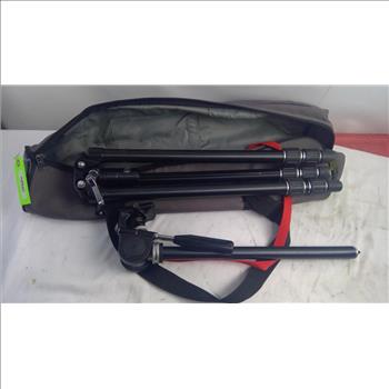 Slik Master Black Tripod. 6118