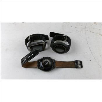 Smartwatches 3 Pieces SOLD FOR PARTS