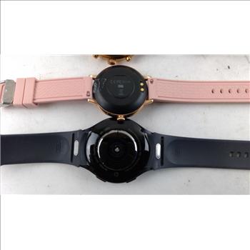 Smartwatches 4 Pieces SOLD FOR PARTS