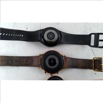 Smartwatches 4 Pieces SOLD FOR PARTS