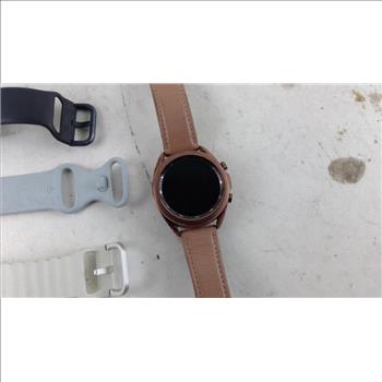 Smartwatches 5 Pieces SOLD FOR PARTS