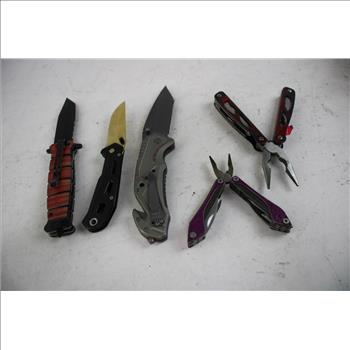 Smith & Wesson And Other Knives, 5 Pieces