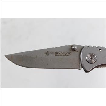 Smith & Wesson Extreme Ops SWA4 Folding Knife