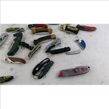 Smith & Wesson Knife And More 10+ Pieces