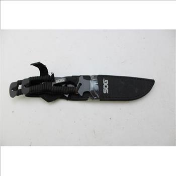 SOG Fixed Blade Knives Set In Sheath
