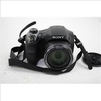 Sony Cyber-Shot Digital Camera With Camera Bag