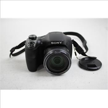 Sony Cyber-Shot Digital Camera With Camera Bag