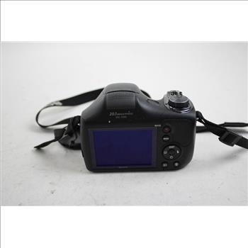 Sony Cyber-Shot Digital Camera With Camera Bag