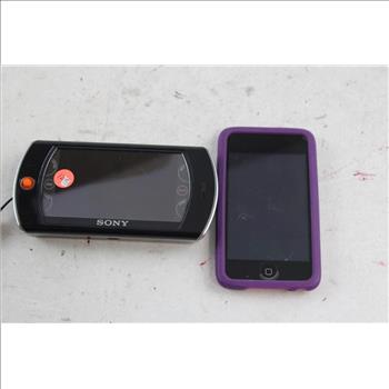 Sony Personal Communicator COM-2 & Apple 32gb IPod; 2 Pieces