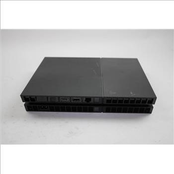 Sony PlayStation 4 With Game Controllers & 6 Gamess