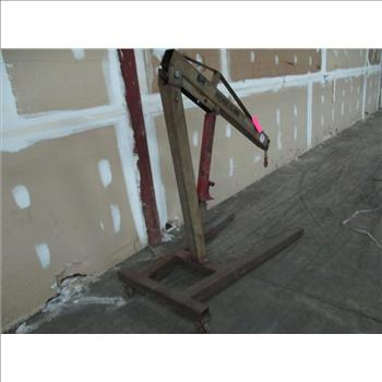 Southern Equipment Company Engine Lift