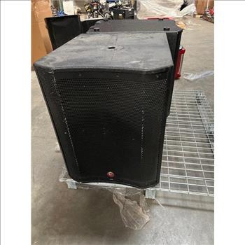 Speaker Lot - 4 Speakers ***PALLET IS NOT INCLUDED***