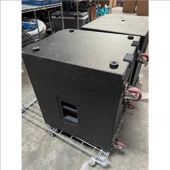 Speaker Lot - 4 Speakers ***PALLET IS NOT INCLUDED***