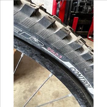 Specialized 29 Inch Full Suspension Mountain Bike