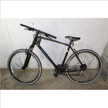 Specialized Crosstrail Hybrid Bike