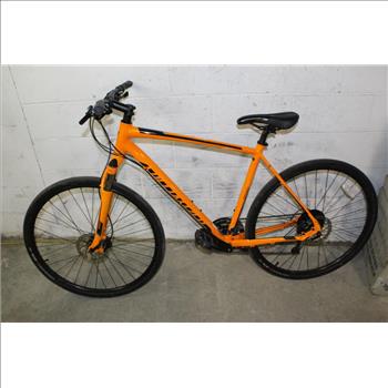 Specialized Crosstrail Hybrid Bike