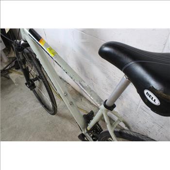 Specialized Crosstrail Hybrid Bike