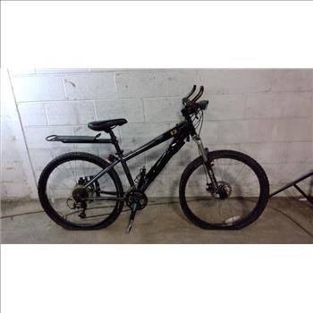 Specialized Hardrock Mountain Bike
