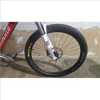 Specialized Mountain Bike