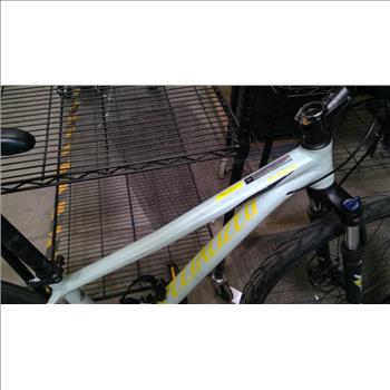 Specialized Pitch Bike