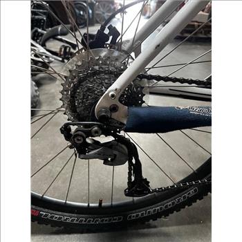 Specialized Pitch Sport 27.5 Inch Mountain Bike