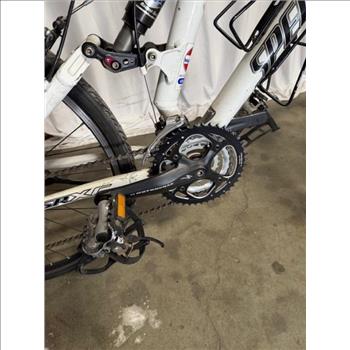 Specialized Rockhopper FSR XC Full Suspension Mountain Bike