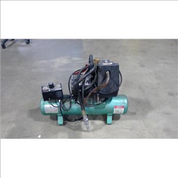 SpeedAire 3 Gallon Air Compressor