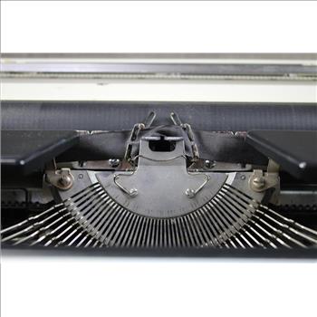 Sperry Rand  Remington Typewriter
