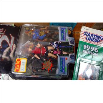 Sports Trading Card Bulk Lot, 100+ Pieces With Video Game/Sports Figurines