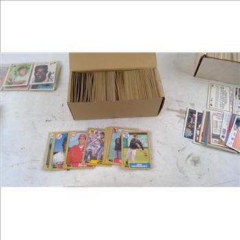 Sports Trading Cards 100+ Pieces