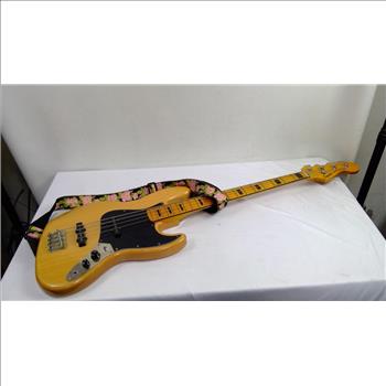 Squier Classic Vibe '70s Jazz Bass Maple Fingerboard Natural